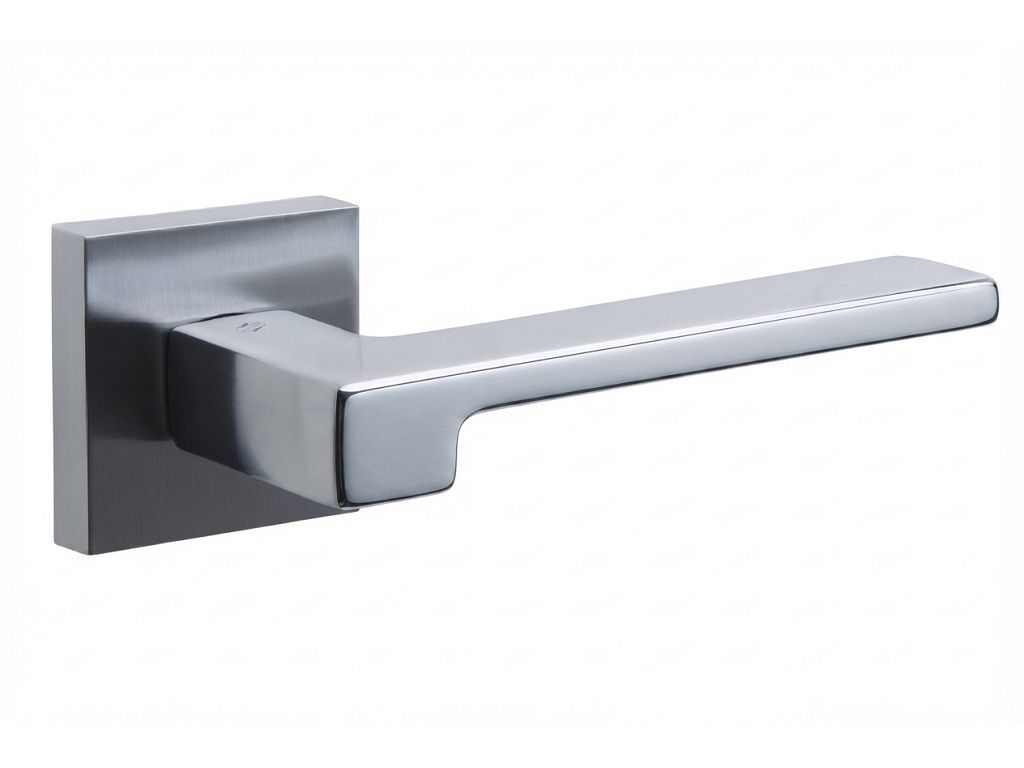 colombo_design_maniglia_zelda_rosetta_quadra_ mr11r_cm_cromat.jpg Maniglia Zelda Rosetta Quadra d.52x52x10h Bocchetta Foro Chiave varie finiture Colombo Design - immagine 1